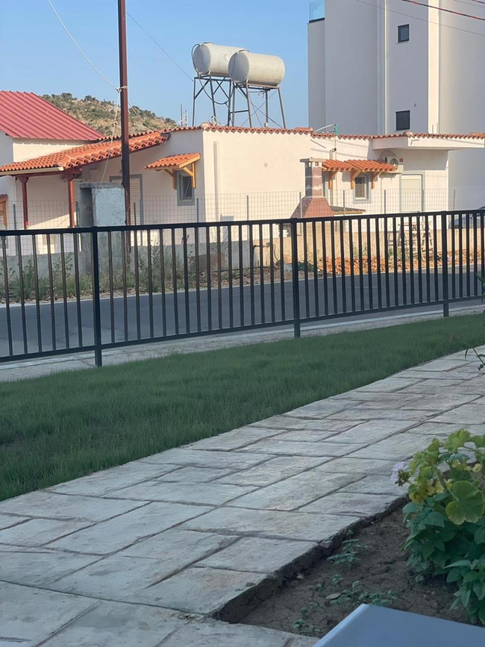 Karafili House Ksamil