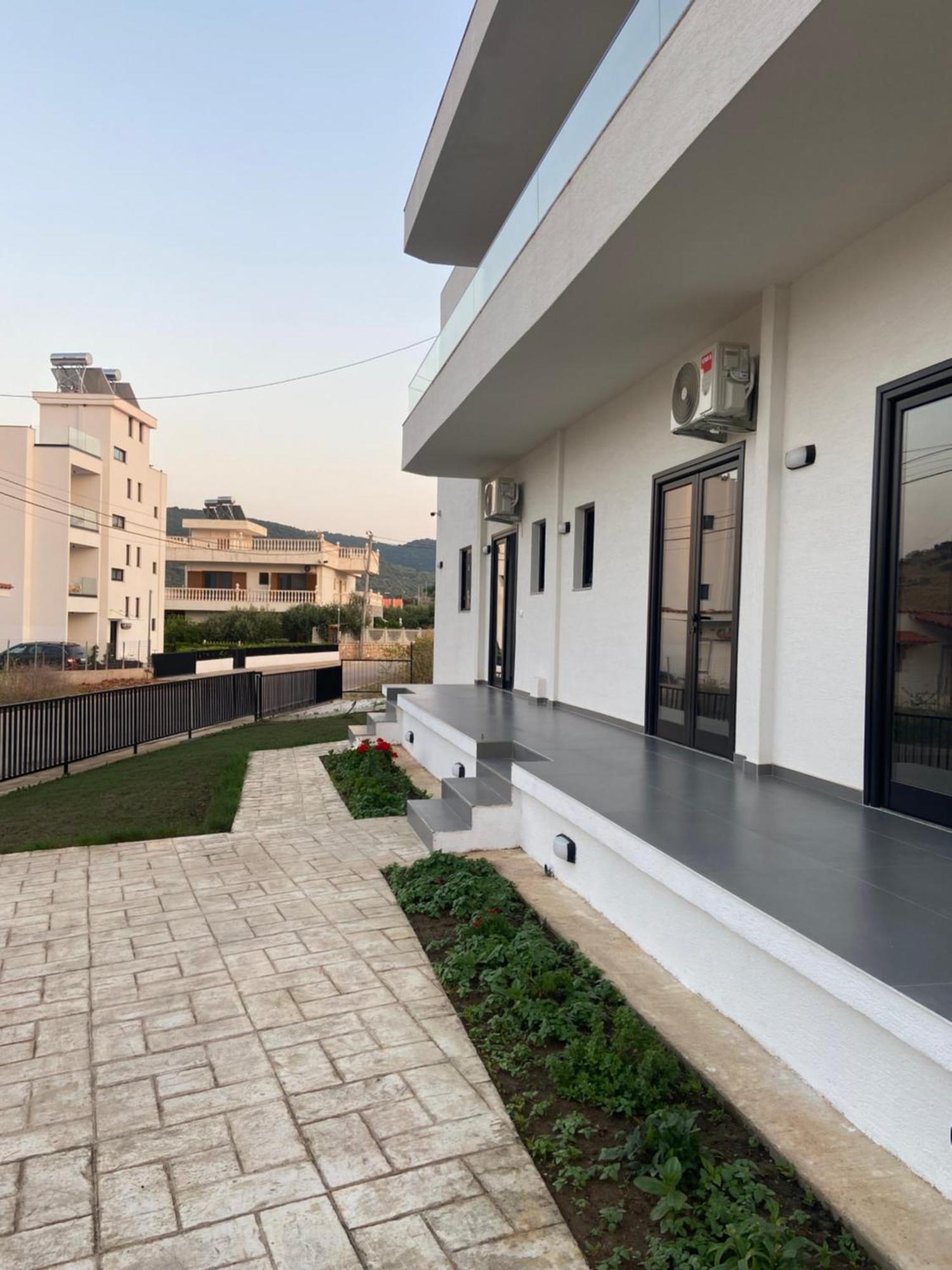 Karafili House Apartamento Ksamil