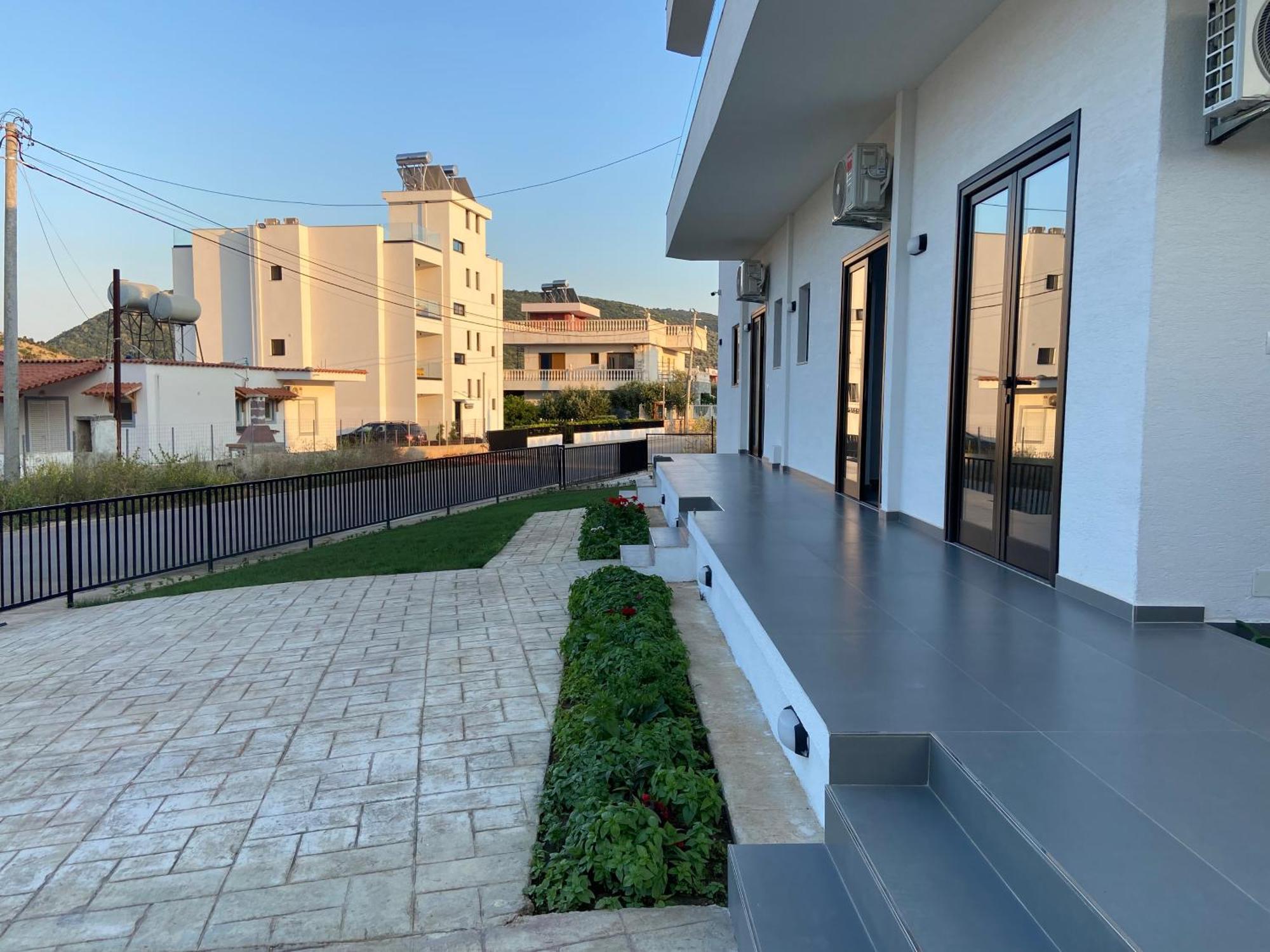 Karafili House * Ksamil